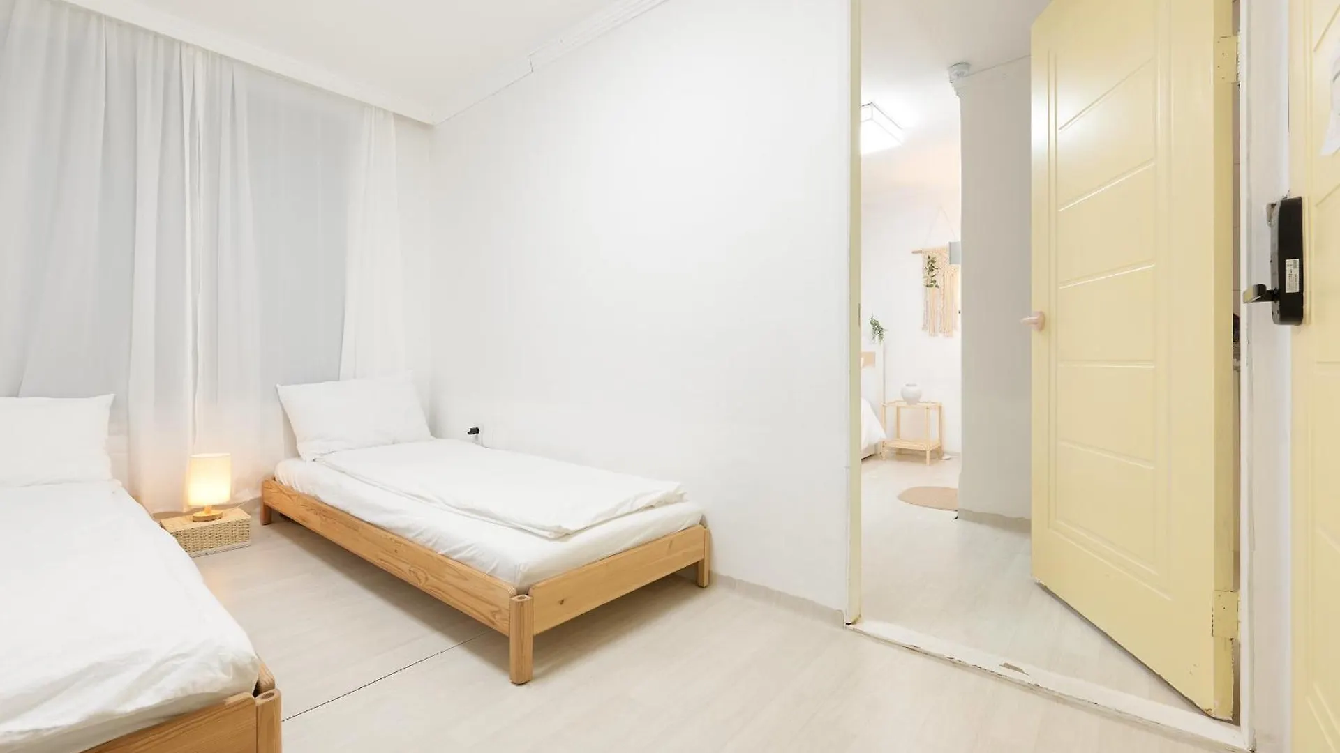 Stay Hongdae - B Type Seoul South Korea